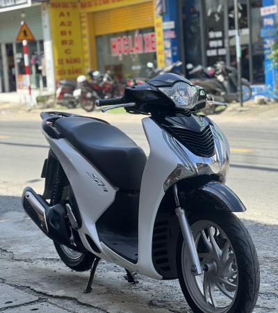 Sh 125 trắng đen 2013 khoá chìa 