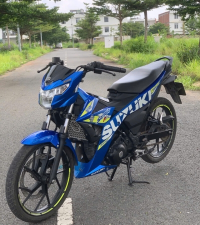 satria xanh 